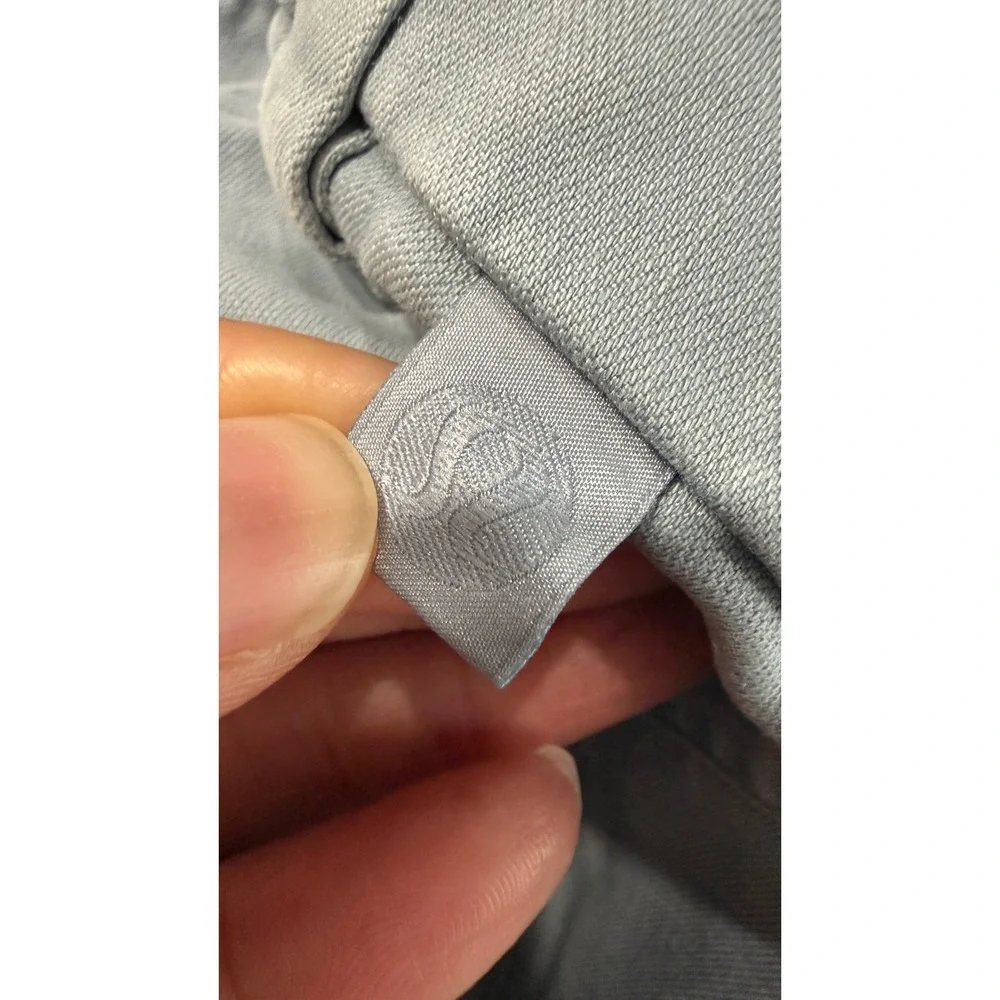 Lululemon Commission Shorts Mens 40 Blue Grey Chino Style Technical Flat Front